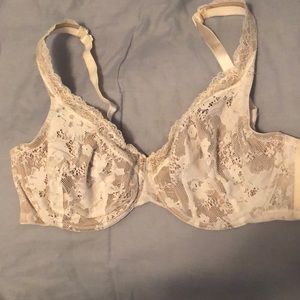 40DD White lace bra